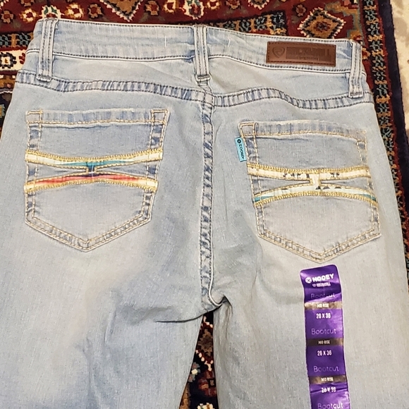 ROCK & ROLL  X  HOOEY. NWT MID RISE BOOTCUT 26 X  36. TALL LIGHT WASH. - Picture 11 of 11
